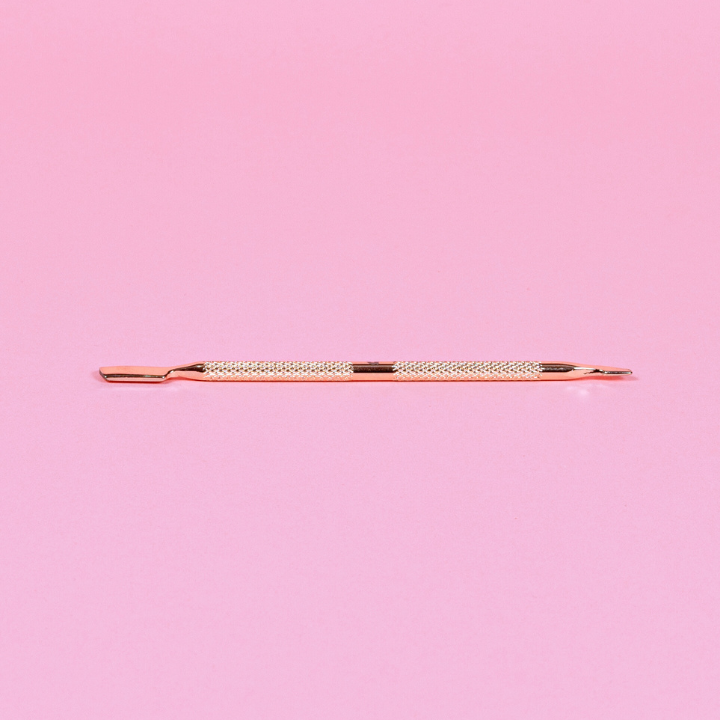 Cuticle pusher