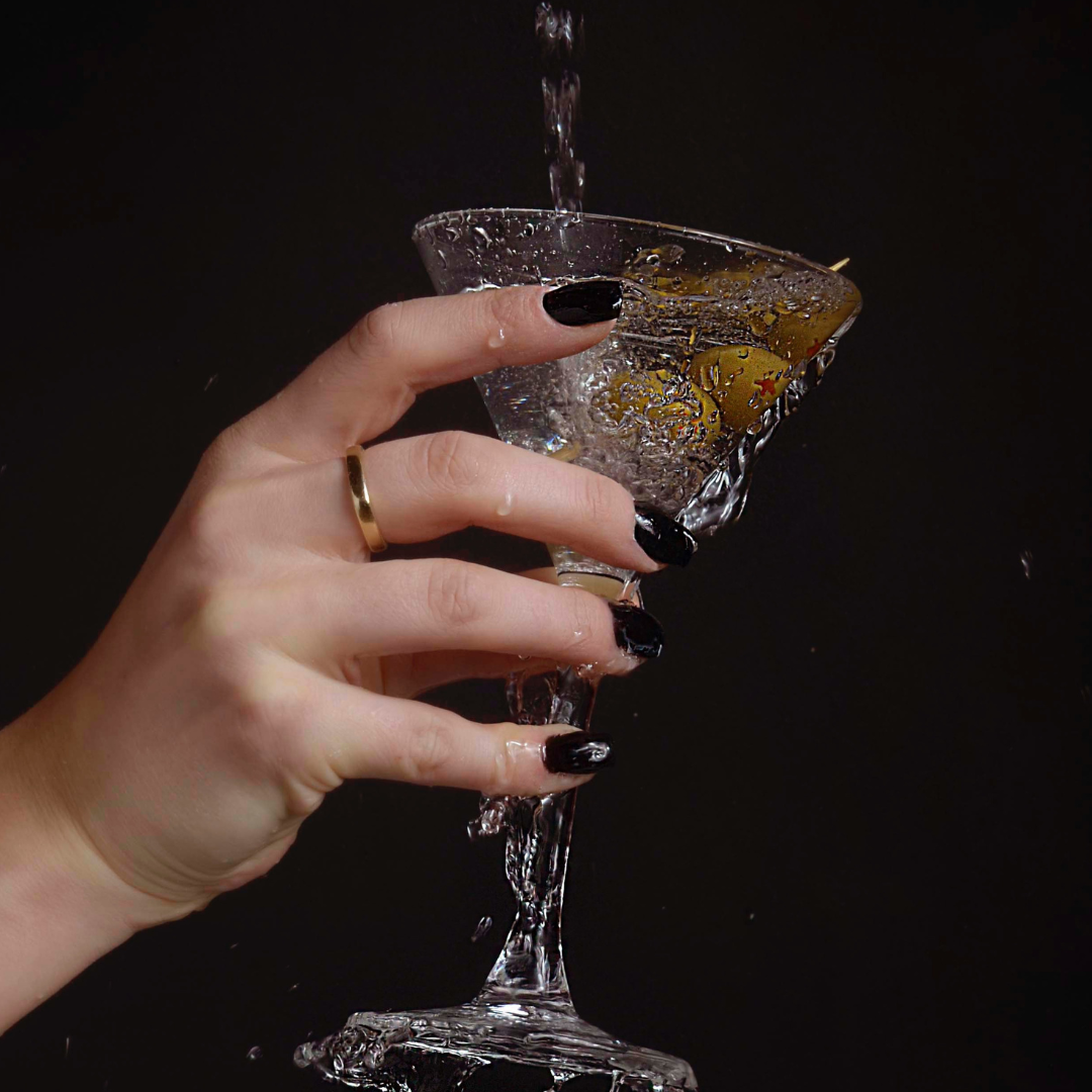 Black to Black Dipping Powder