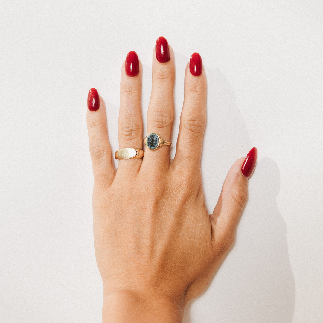 Red-iculous Dipping Powder